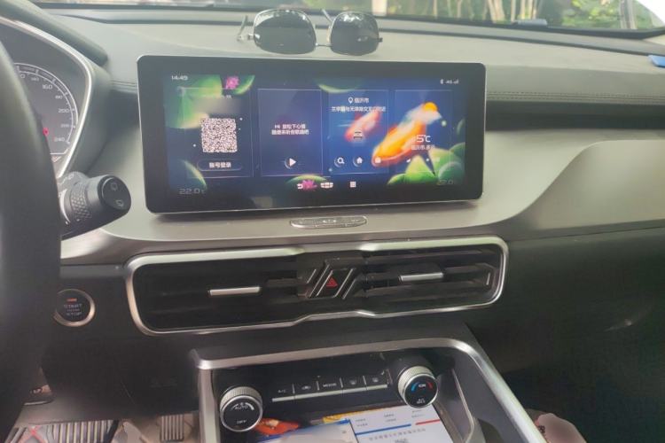 Used Geely Auto Coolray 2019 260T DCT Explorer China VI Standard Center Console
