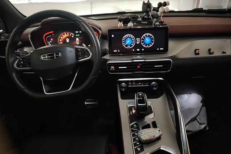 Used Geely Auto Coolray 2019 Sport Version 260T DCT Battle China VI Standard Center Console