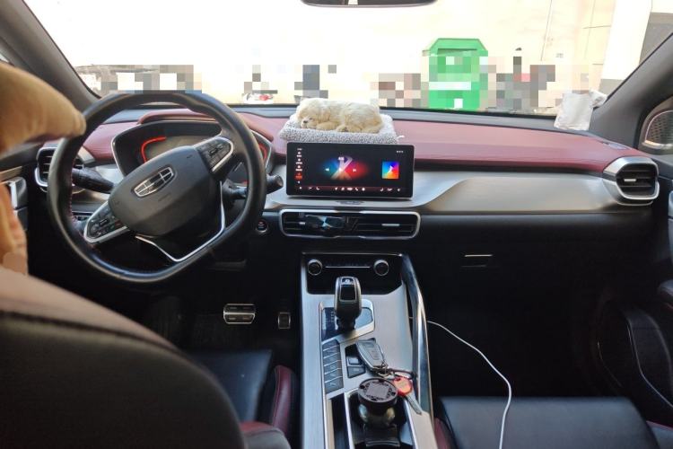 Used Geely Auto Coolray 2019 Sport Model 260T DCT Battle China V Standard Center Console