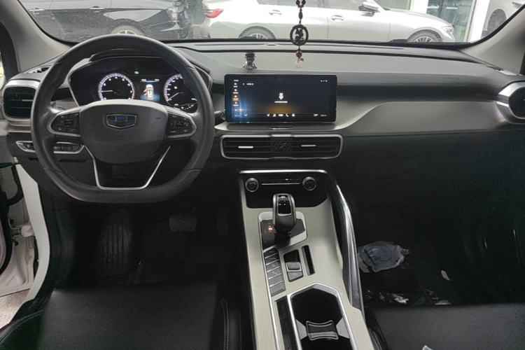Used Geely Auto Coolray 2019 260T DCT Knight China V Standard Center Console