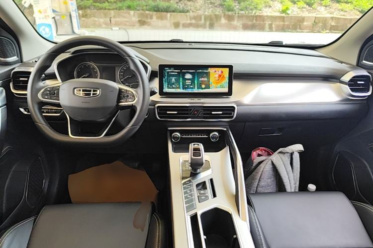Used Geely Auto Coolray 2019 260T DCT Knight China VI Standard Center Console