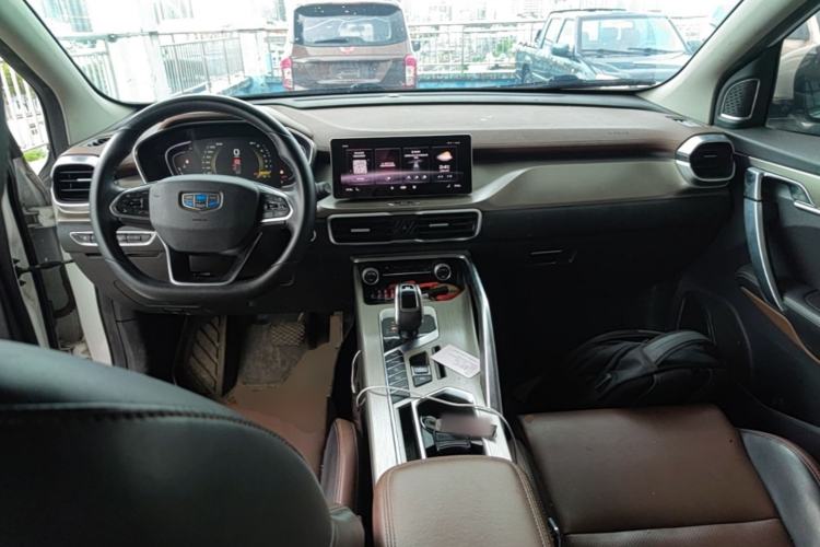 Used Geely Auto Coolray 2019 260T DCT Explorer China V Standard Center Console