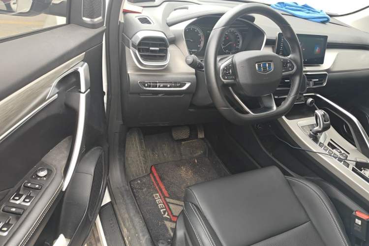 Used Geely Auto Coolray 2019 260T DCT Knight China V Standard Driver Seat