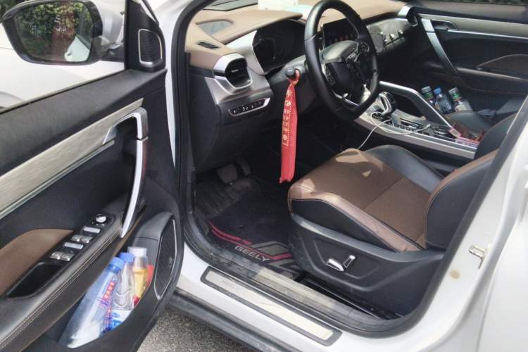 Used Geely Auto Coolray 2019 260T DCT Explorer China VI Standard Driver Seat