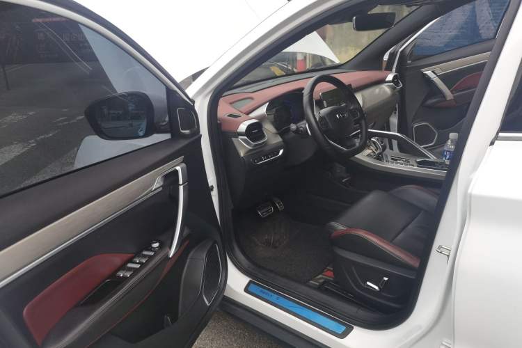 Used Geely Auto Coolray 2019 Sport Model 260T DCT Battle China V Standard Driver Seat