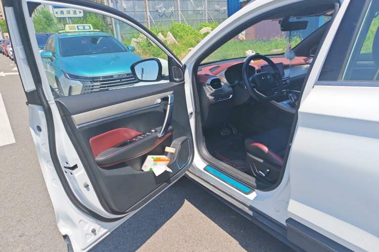 Used Geely Auto Coolray 2019 Sport Model 260T DCT Patrol China V Standard Driver Seat