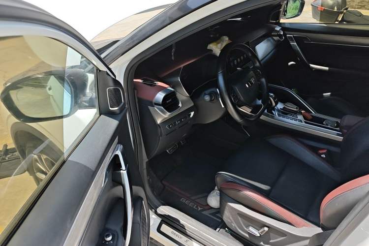 Used Geely Auto Coolray 2019 Sport Model 260T DCT Battle China V Standard Driver Seat