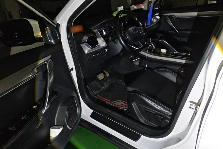 Used Geely Auto Coolray 2019 260T DCT Knight China V Standard Driver Seat