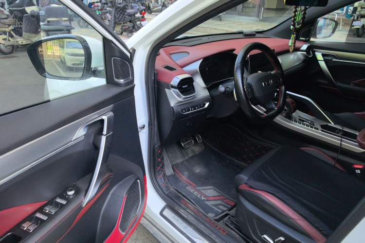 Used Geely Auto Coolray 2019 Sport Version 260T DCT Explorer China VI Standard Driver Seat