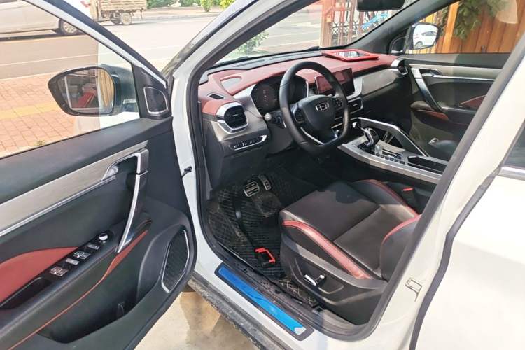 Used Geely Auto Coolray 2019 Sport Version 260T DCT Explorer China VI Standard Driver Seat