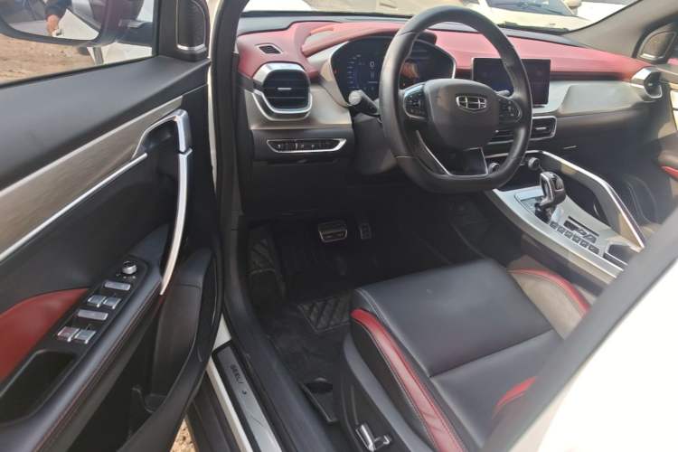 Used Geely Auto Coolray 2019 Sport Version 260T DCT Battle China VI Standard Driver Seat