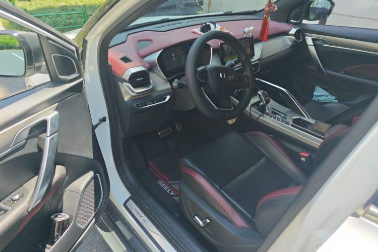 Used Geely Auto Coolray 2019 Sport Model 260T DCT Battle China V Standard Driver Seat