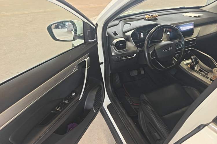 Used Geely Auto Coolray 2019 260T DCT Knight China VI Standard Driver Seat