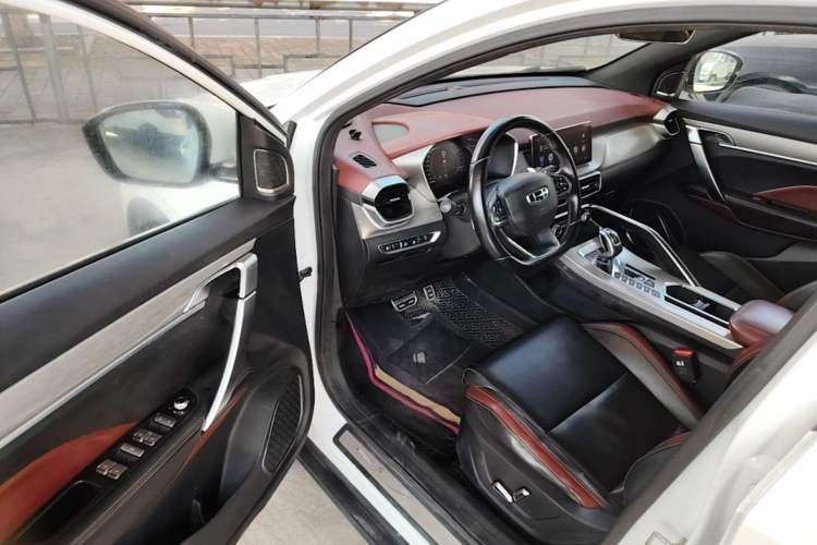 Used Geely Auto Coolray 2019 Sport Model 260T DCT Battle China V Standard Driver Seat