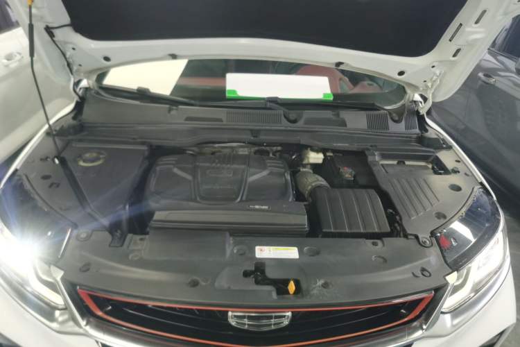 Used Geely Auto Coolray 2019 Sport Version 260T DCT Explorer China VI Standard Engine Bay