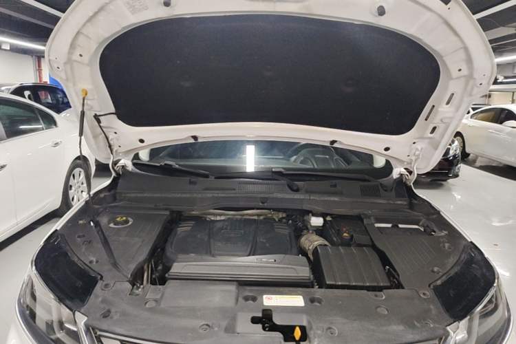 Used Geely Auto Coolray 2019 260T DCT Knight China VI Standard Engine Bay