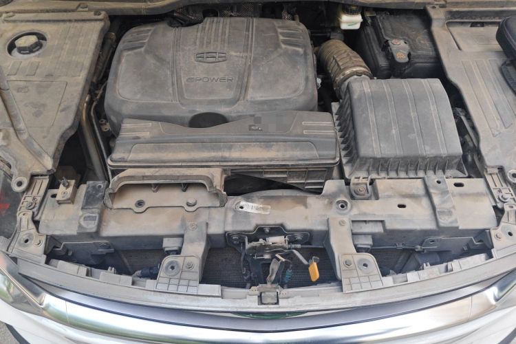 Used Geely Auto Coolray 2019 260T DCT Explorer China VI Standard Engine Bay