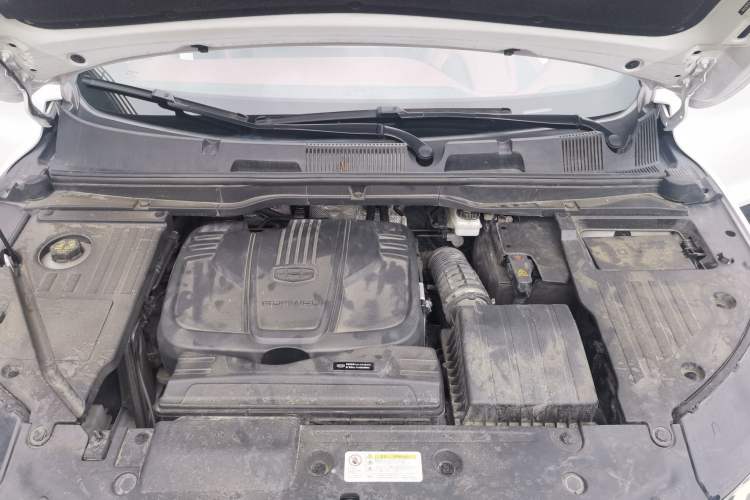 Used Geely Auto Coolray 2019 Sport Model 260T DCT Battle China V Standard Engine Bay
