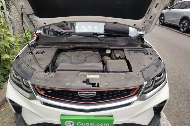 Used Geely Auto Coolray 2019 Sport Version 260T DCT Battle China VI Standard Engine Bay