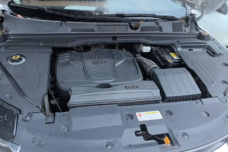 Used Geely Auto Coolray 2019 260T DCT Explorer China V Standard Engine Bay