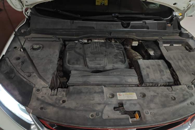 Used Geely Auto Coolray 2019 Sport Model 260T DCT Patrol China V Standard Engine Bay