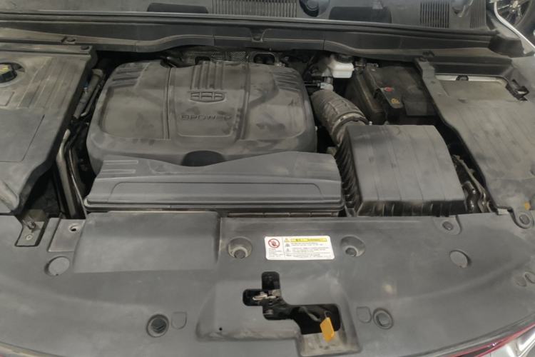 Used Geely Auto Coolray 2019 Sport Model 260T DCT Battle China V Standard Engine Bay