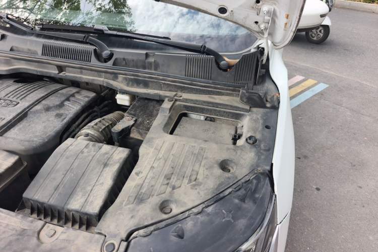 Used Geely Auto Coolray 2019 260T DCT Knight China VI Standard Engine Bay Left