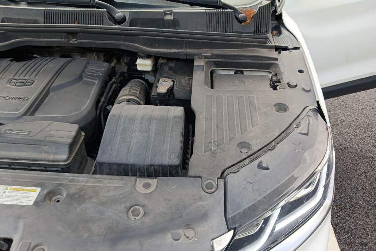Used Geely Auto Coolray 2019 260T DCT Knight China VI Standard Engine Bay Left