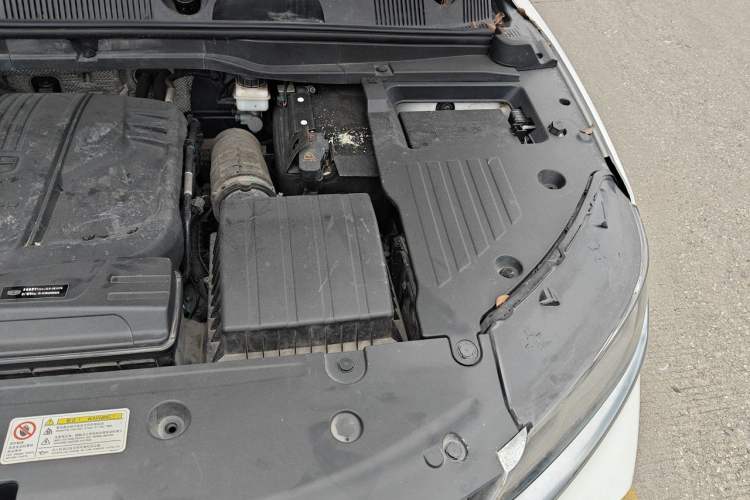 Used Geely Auto Coolray 2019 260T DCT Knight China V Standard Engine Bay Left