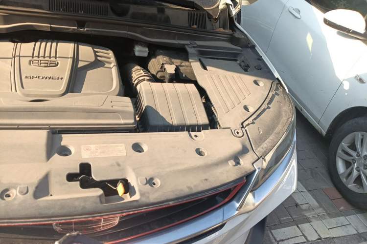 Used Geely Auto Coolray 2019 Sport Model 260T DCT Battle China V Standard Engine Bay Left