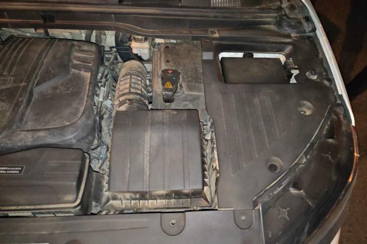 Used Geely Auto Coolray 2019 260T DCT Knight China V Standard Engine Bay Left