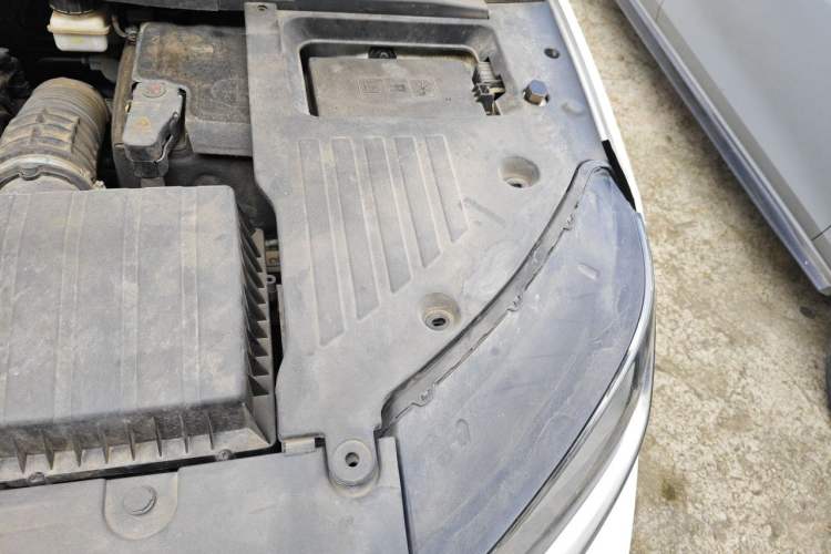 Used Geely Auto Coolray 2019 260T DCT Knight China VI Standard Engine Bay Left