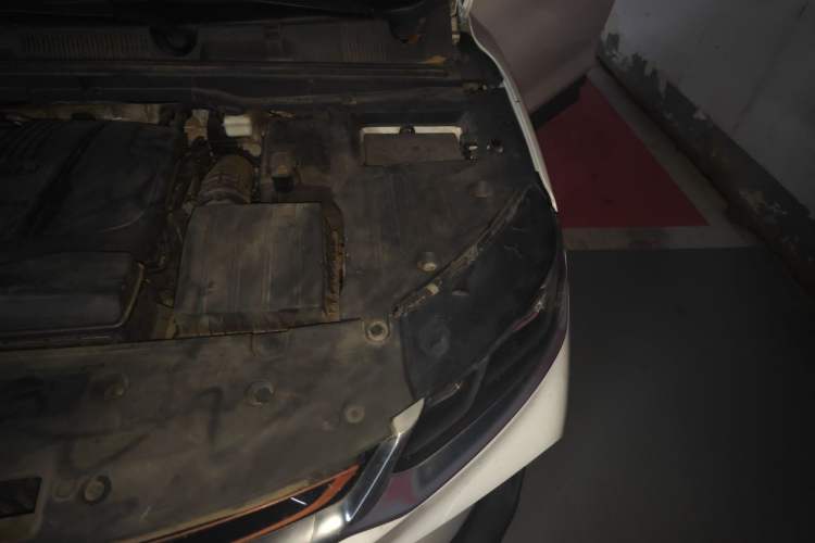 Used Geely Auto Coolray 2019 260T DCT Knight China VI Standard Engine Bay Left
