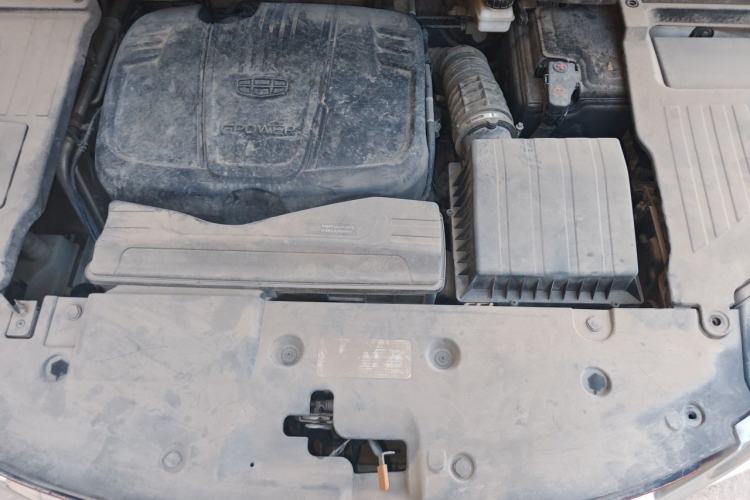 Used Geely Auto Coolray 2019 Sport Model 260T DCT Battle China V Standard Engine Bay