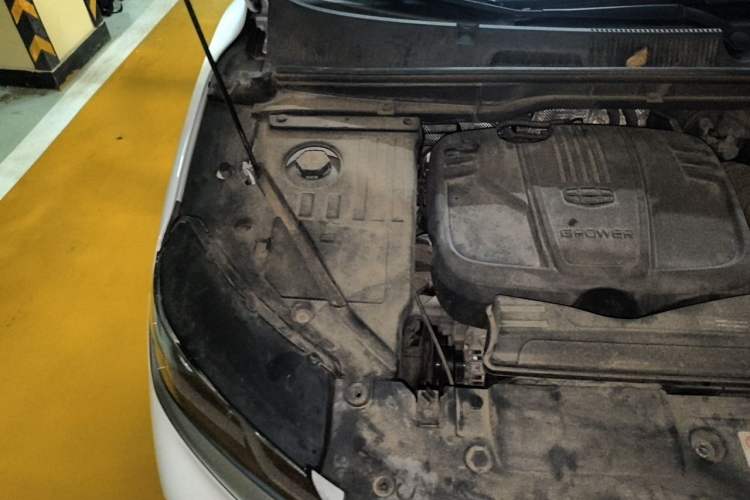 Used Geely Auto Coolray 2019 Sport Version 260T DCT Battle China VI Standard Engine Bay Right
