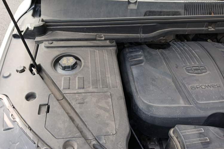 Used Geely Auto Coolray 2019 260T DCT Knight China VI Standard Engine Bay Right