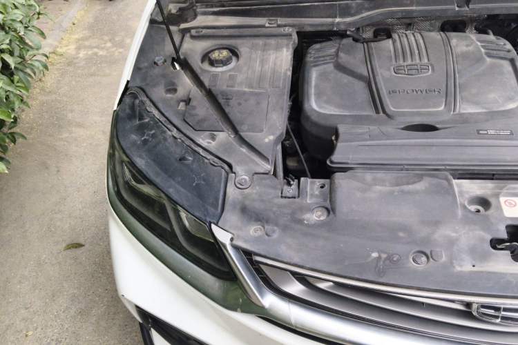 Used Geely Auto Coolray 2019 260T DCT Explorer China VI Standard Engine Bay Right
