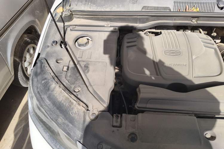 Used Geely Auto Coolray 2019 Sport Model 260T DCT Battle China V Standard Engine Bay Right