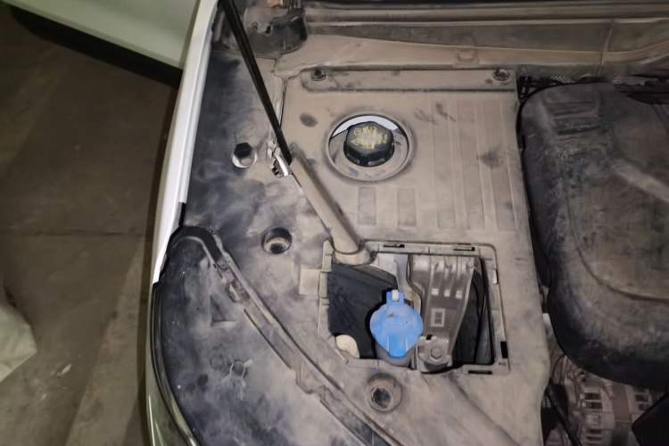 Used Geely Auto Coolray 2019 260T DCT Knight China V Standard Engine Bay Right