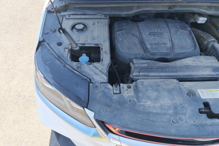 Used Geely Auto Coolray 2019 Sport Model 260T DCT Patrol China V Standard Engine Bay Right