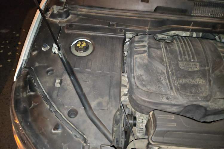 Used Geely Auto Coolray 2019 260T DCT Knight China V Standard Engine Bay Right