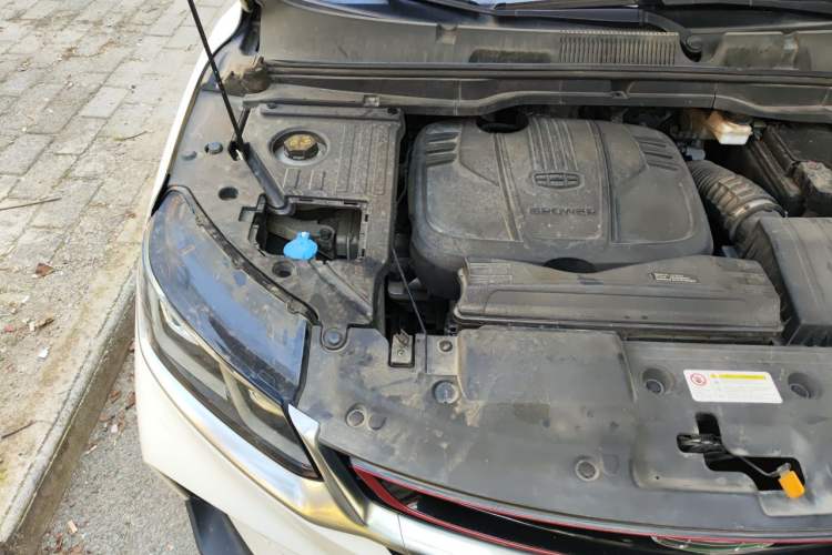 Used Geely Auto Coolray 2019 Sport Model 260T DCT Battle China V Standard Engine Bay Right