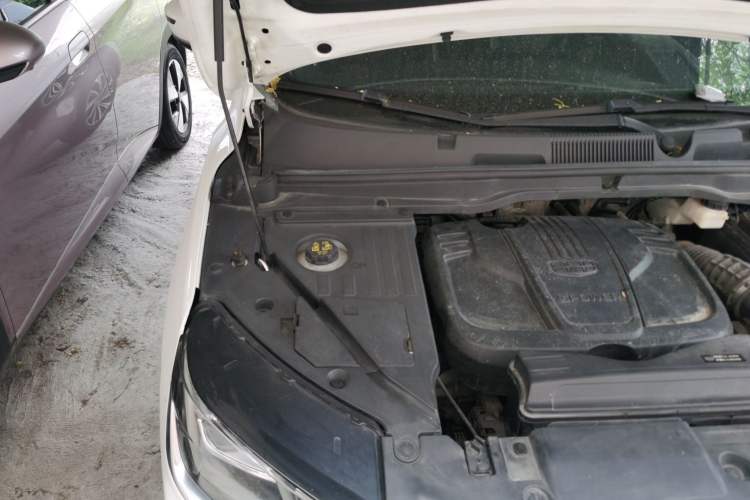 Used Geely Auto Coolray 2019 260T DCT Knight China VI Standard Engine Bay Right