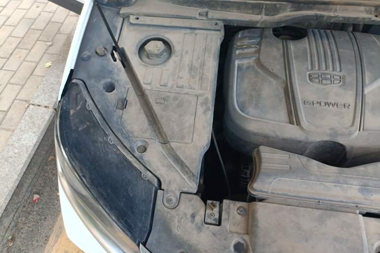 Used Geely Auto Coolray 2019 Sport Version 260T DCT Battle China VI Standard Engine Bay Right