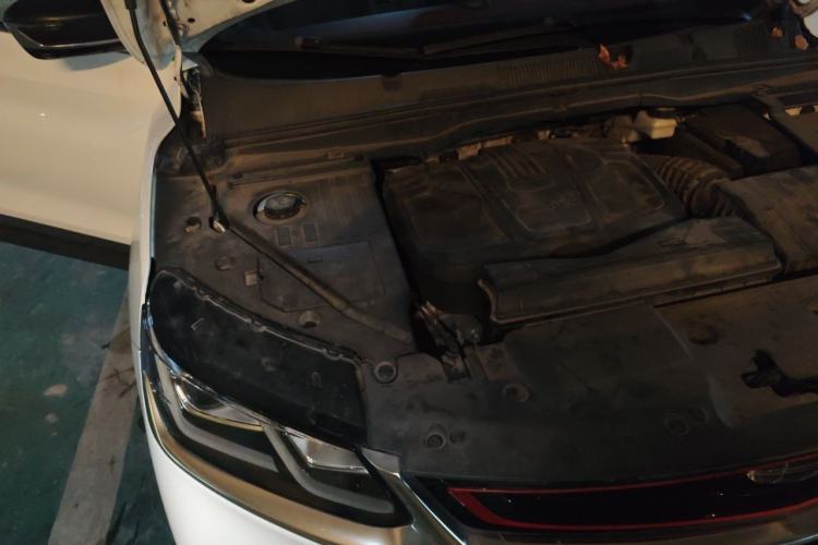 Used Geely Auto Coolray 2019 Sport Model 260T DCT Battle China V Standard Engine Bay Right