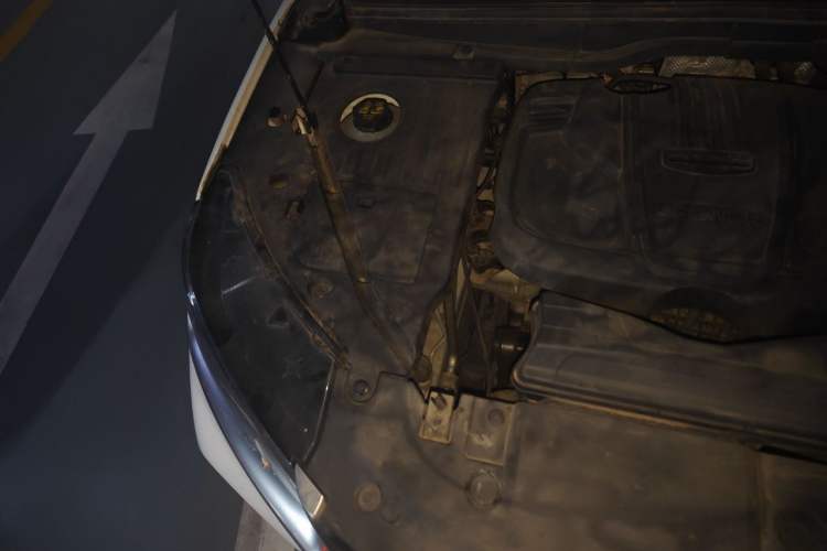 Used Geely Auto Coolray 2019 260T DCT Knight China VI Standard Engine Bay Right