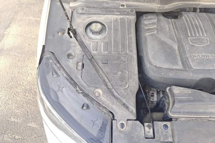 Used Geely Auto Coolray 2019 260T DCT Knight China VI Standard Engine Bay Right