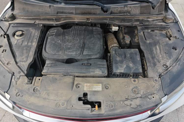 Used Geely Auto Coolray 2019 Sport Version 260T DCT Battle China VI Standard Engine Bay