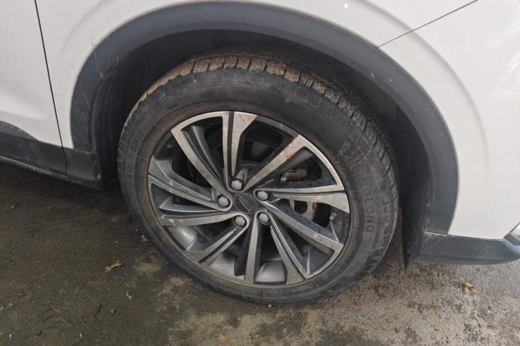 Used Geely Auto Coolray 2019 260T DCT Knight China VI Standard Exterior 1