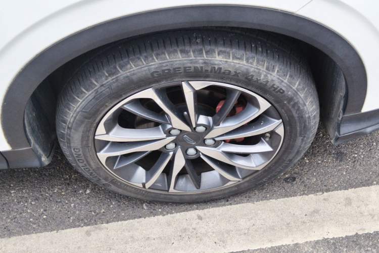 Used Geely Auto Coolray 2019 Sport Version 260T DCT Explorer China VI Standard Exterior 1